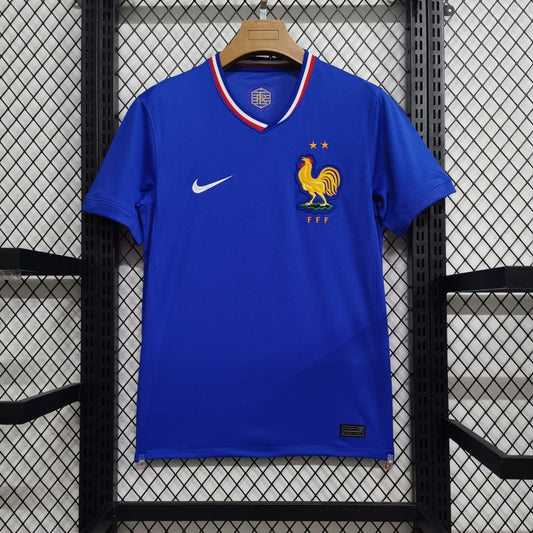 Équipe de France maillot domicile 2023 2024