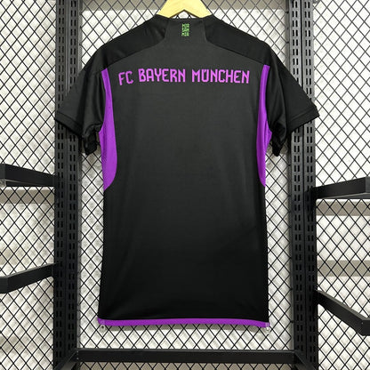 Bayern Munich maillot Extérieur version 2023 2024